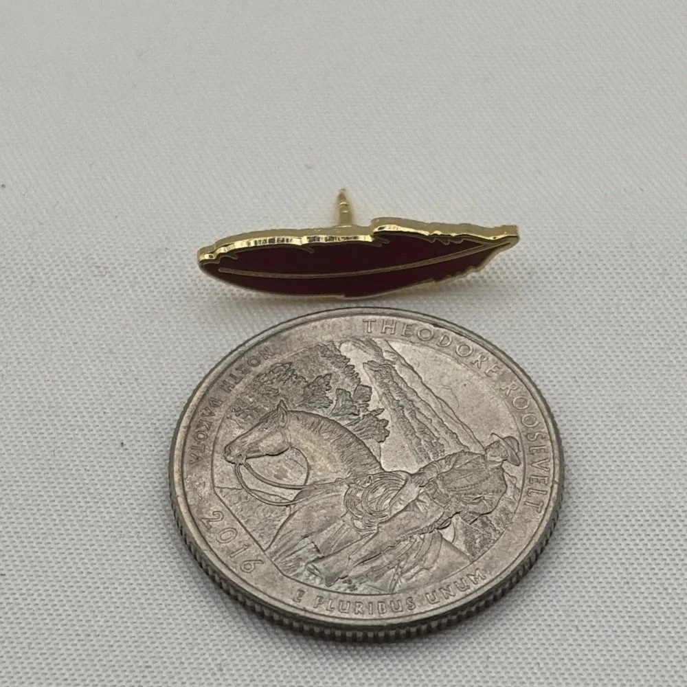 Feather‎ Cartoon Bird Red Lapel Hat Pin